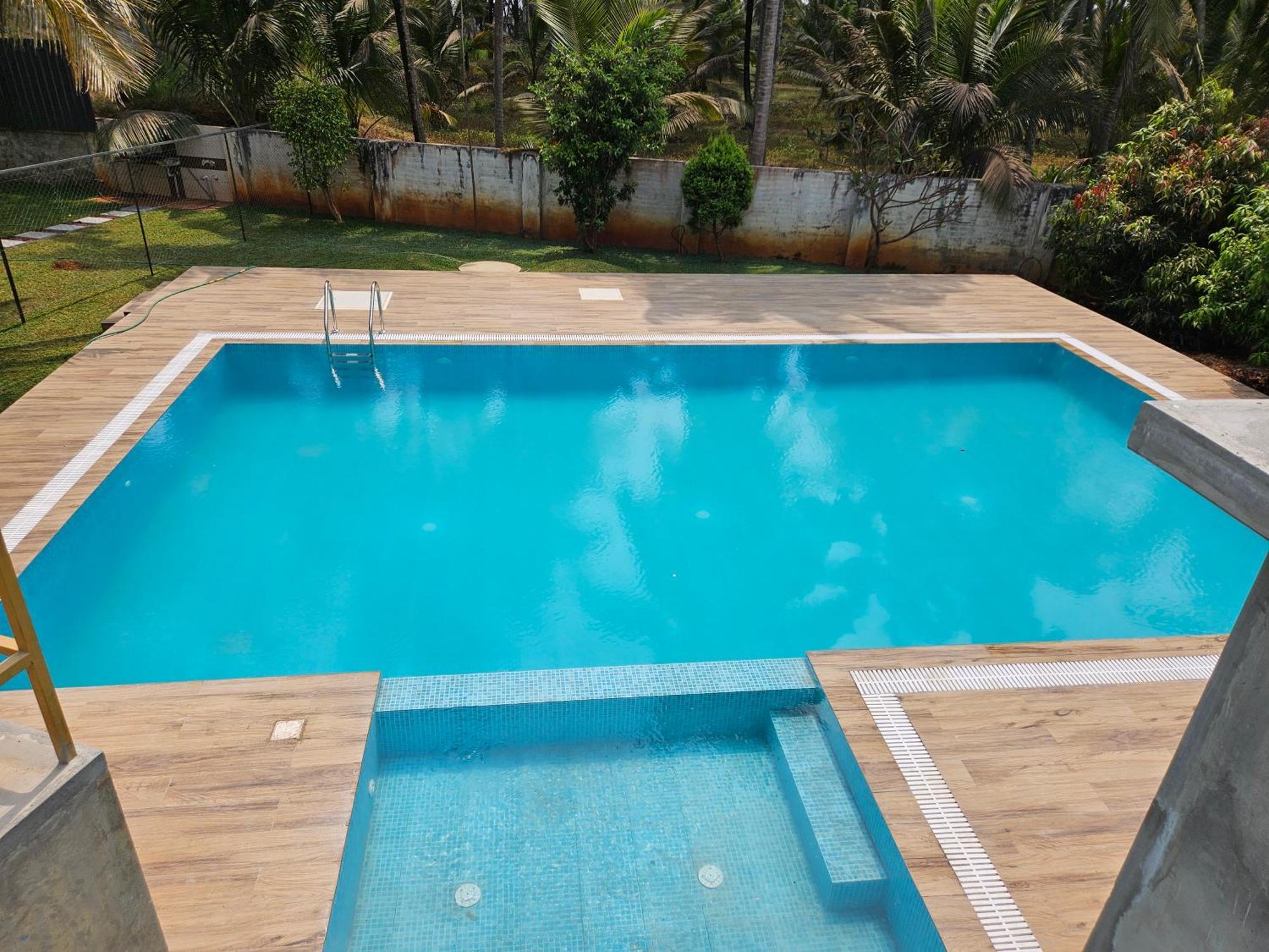 Hotel Gopalapuram International Pollachi Bagian luar foto